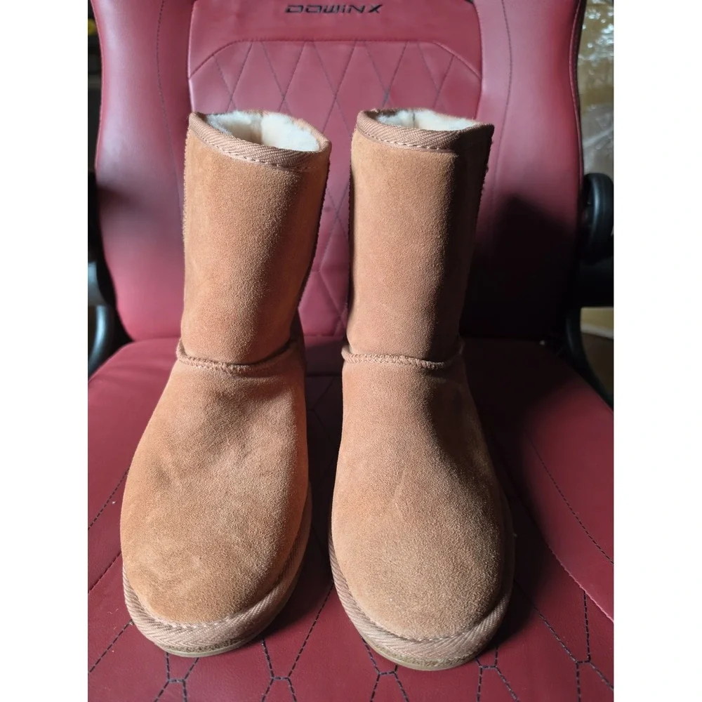 Tamarack Fur Lined Brown Boots Women's Size 9
